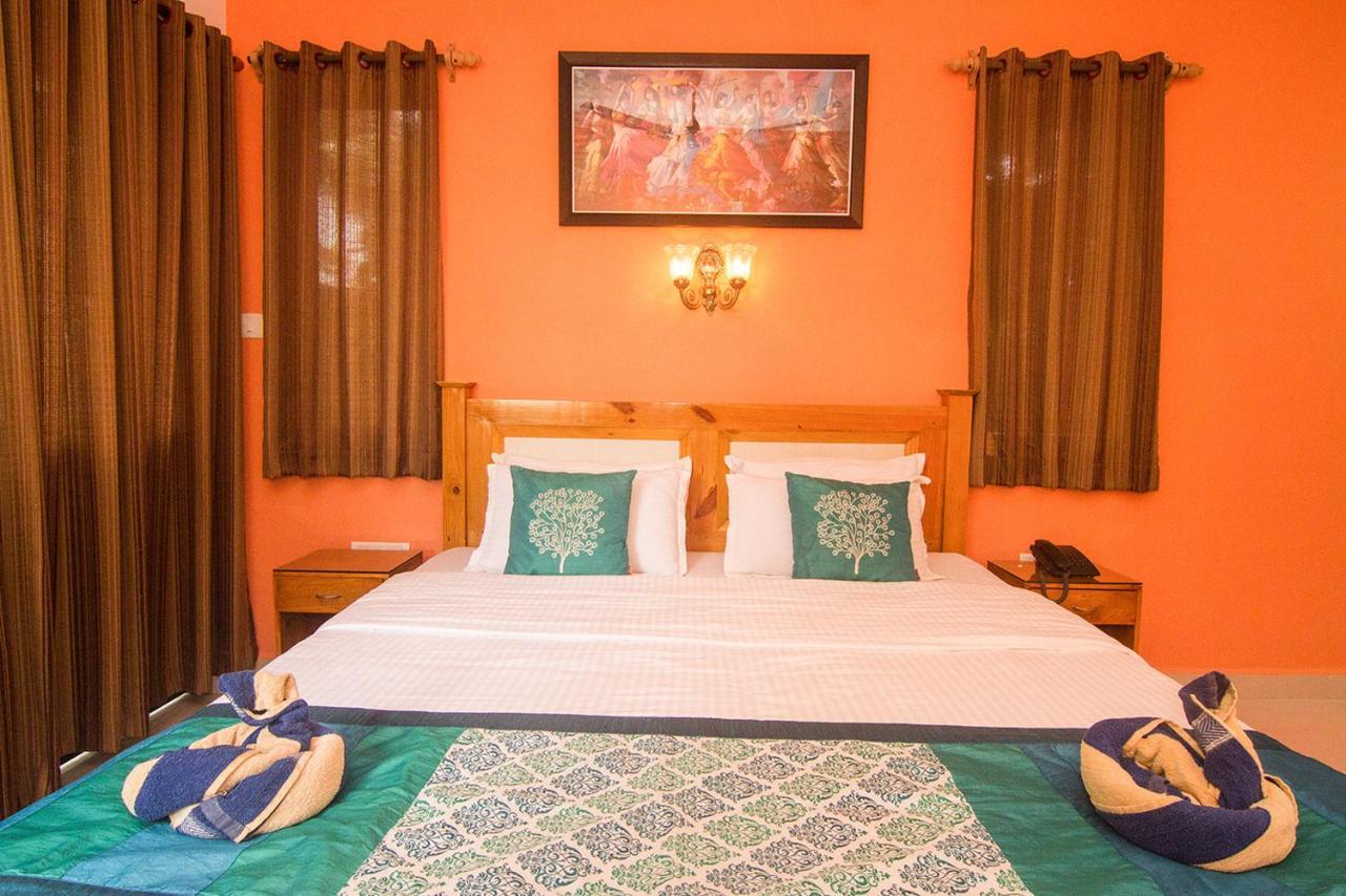 Lui Beach Resort Candolim Ngoại thất bức ảnh
